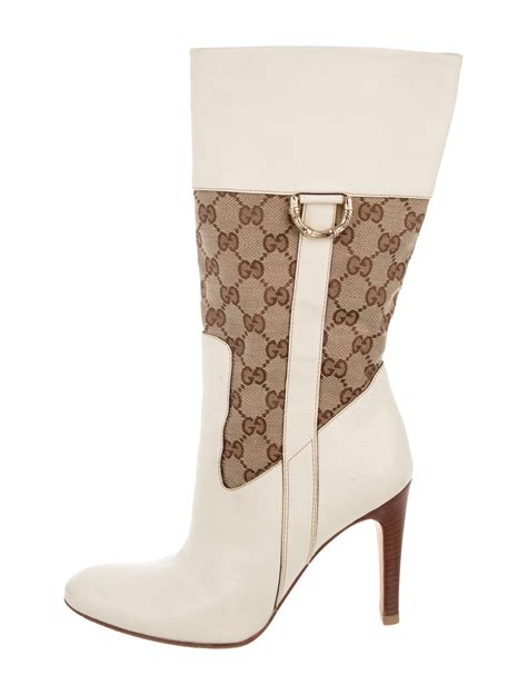 gucci boefs hond|Gucci high heel boots.